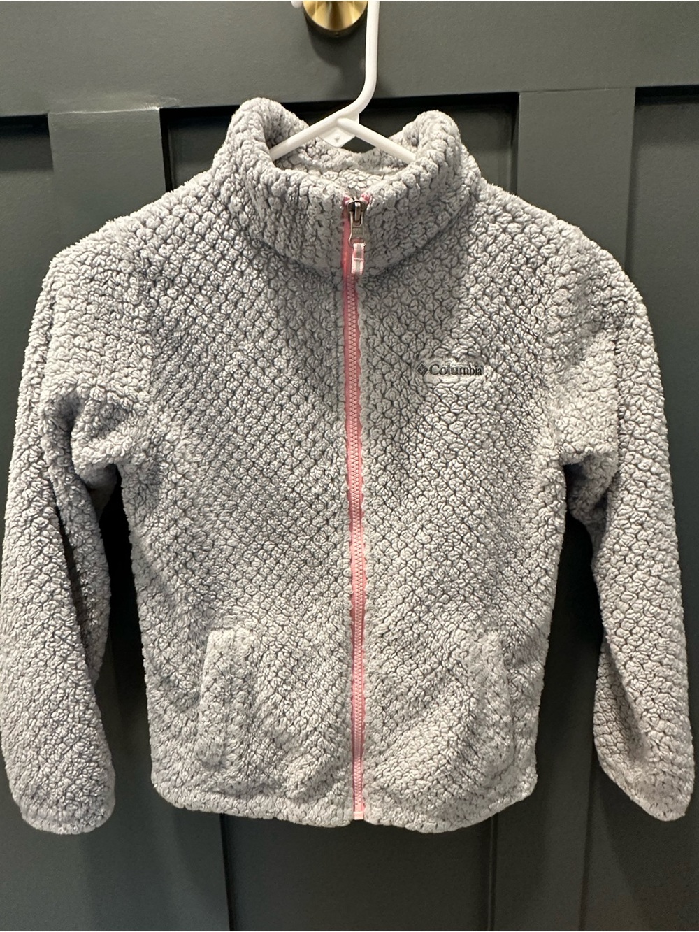 Columbia Light Gray Sherpa Fleece Jacket with Pink Zipper